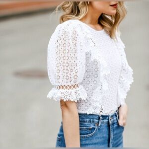Express Eyelet Lace Puff Sleeve Blouse. Size Small